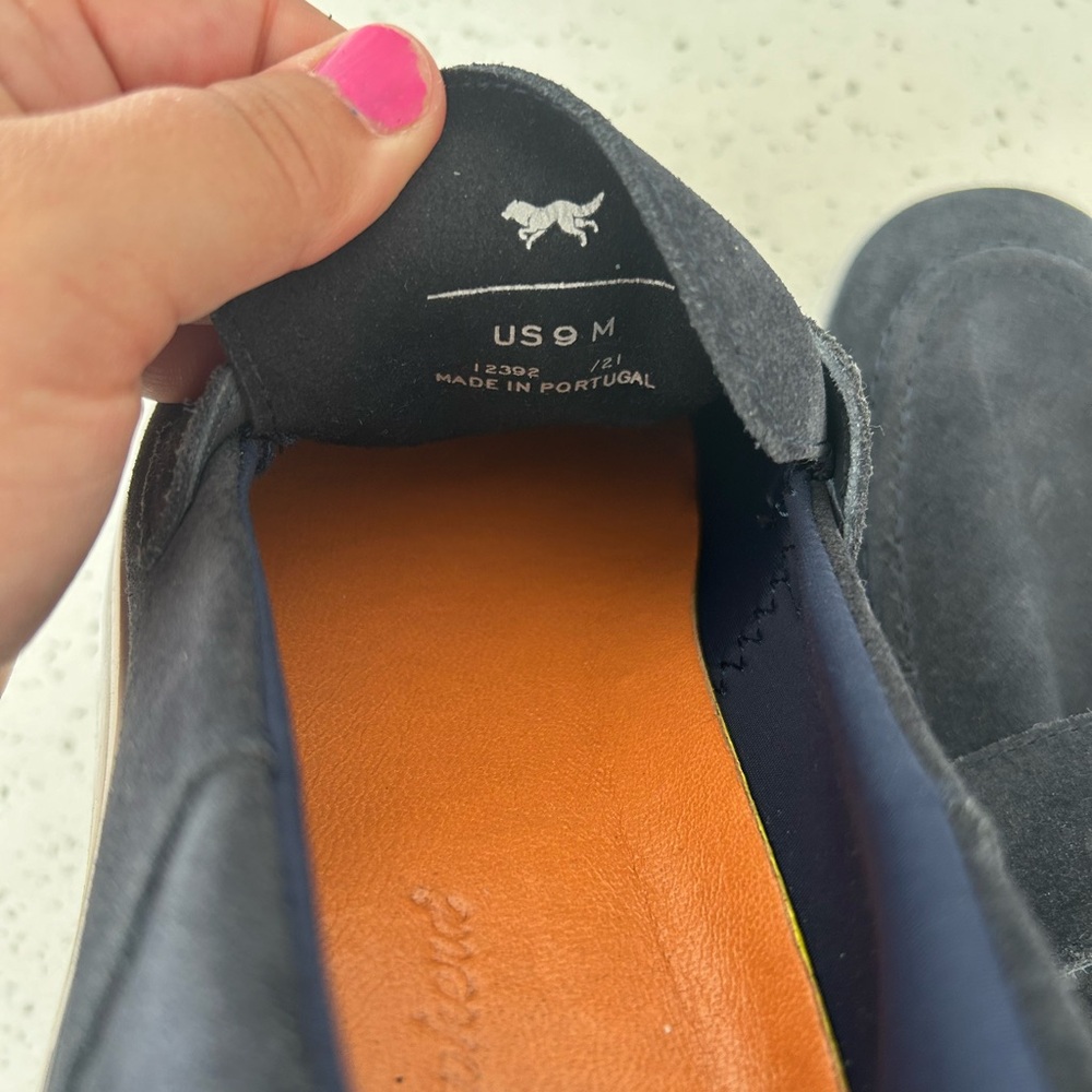 Wolf and Shepherd Men's Crossover Loafers - Picture 10 of 10